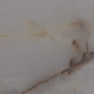 GOLDEN ONYX